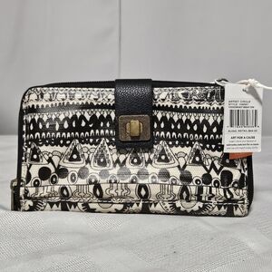 Sakroots Ziparound Wallet/crossbody/wristlet NWT